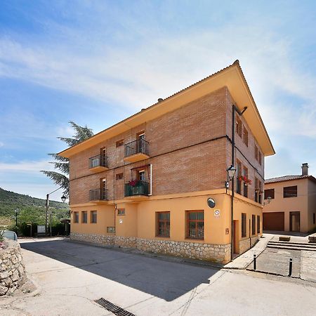Albergue Sierra De Arbe Naval Екстериор снимка